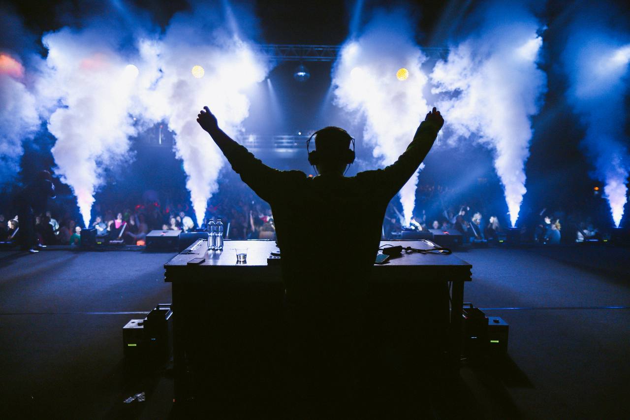 Верните себе молодость! В Киеве состоится легендарная вечеринка с хитами 80-х, 90-х и 2000-х